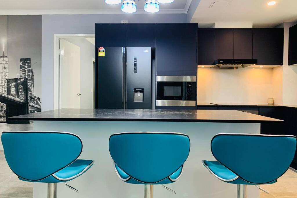 Southbank Modern Luxe Apartment Brisbane Exterior photo